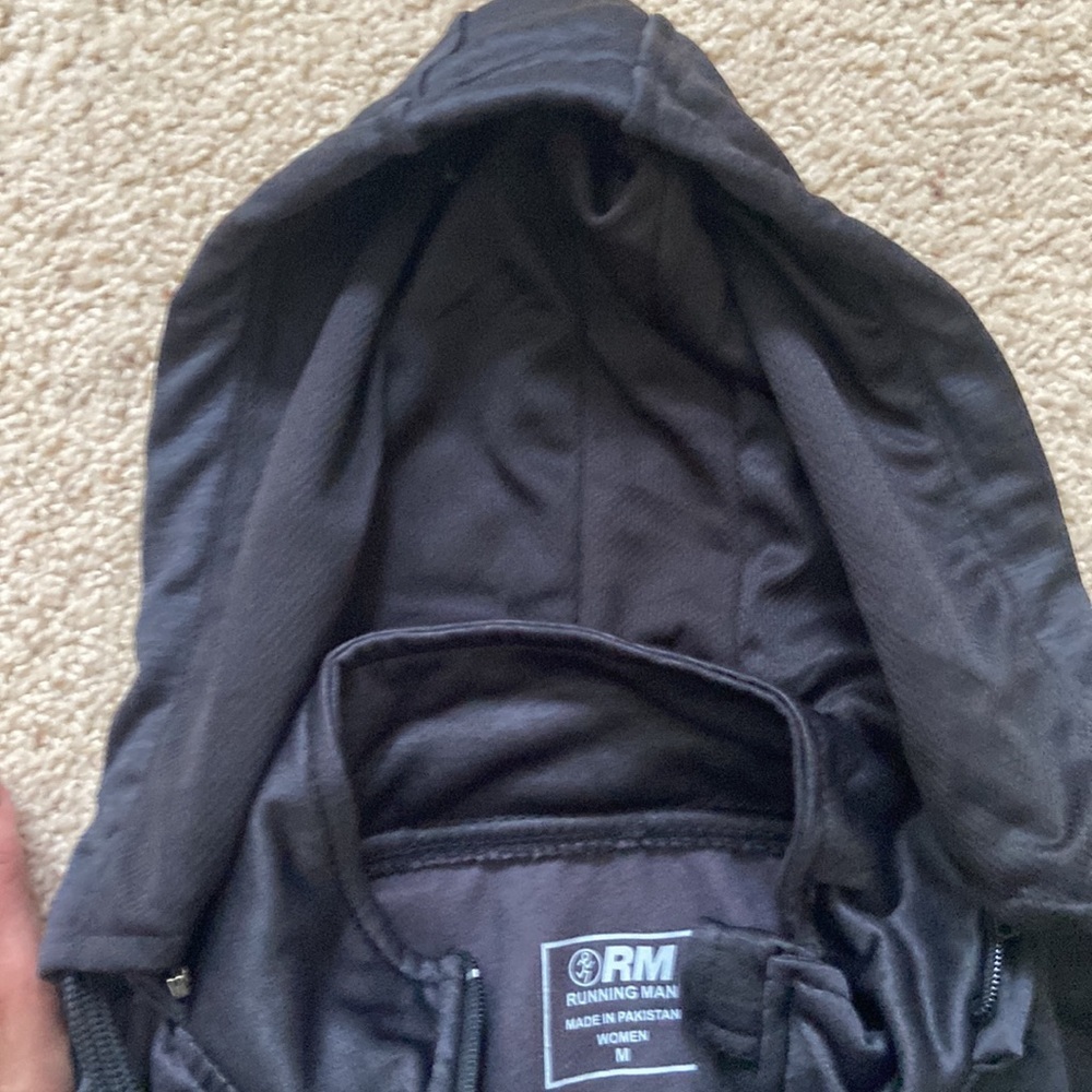 Black running jacket - Picture 3 of 5